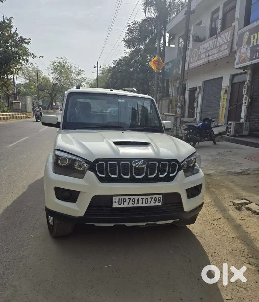 Mahindra Scorpio 2022 Diesel 100000 Km Driven
