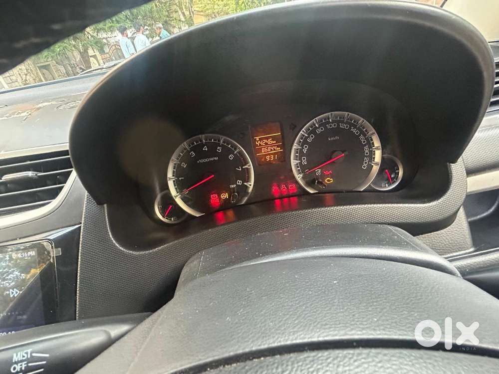 Maruti Suzuki Swift Vxi, 2017, Petrol