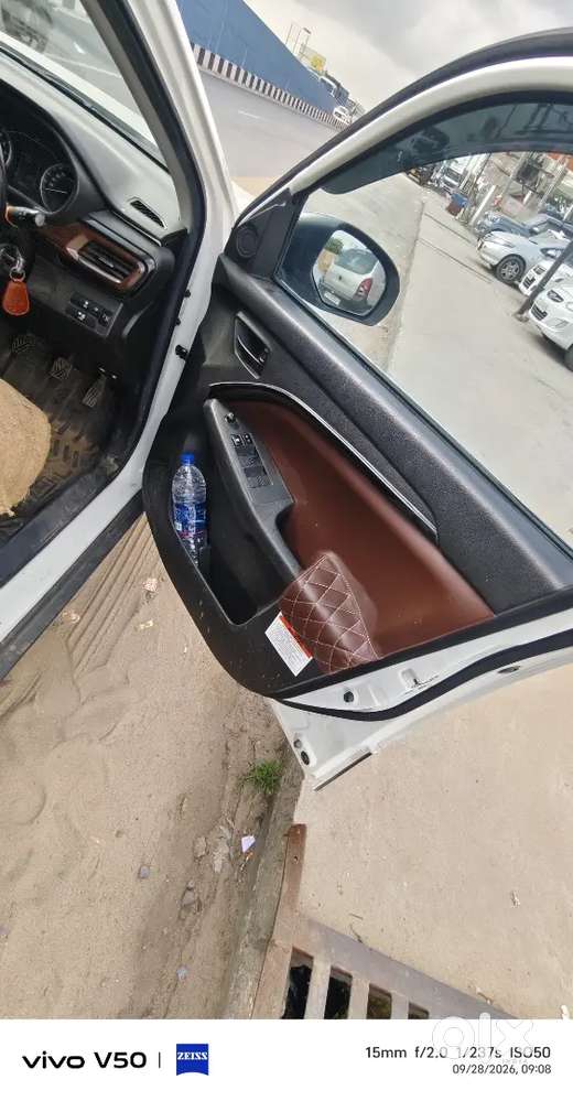 Maruti Brezza Lxi 2024
