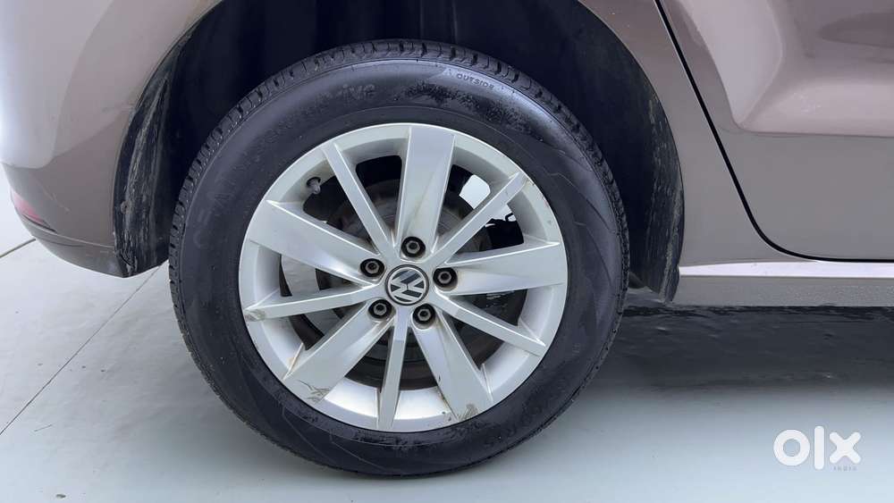 Volkswagen Polo 2009-2013 Petrol Highline 1.2l, 2017, Petrol