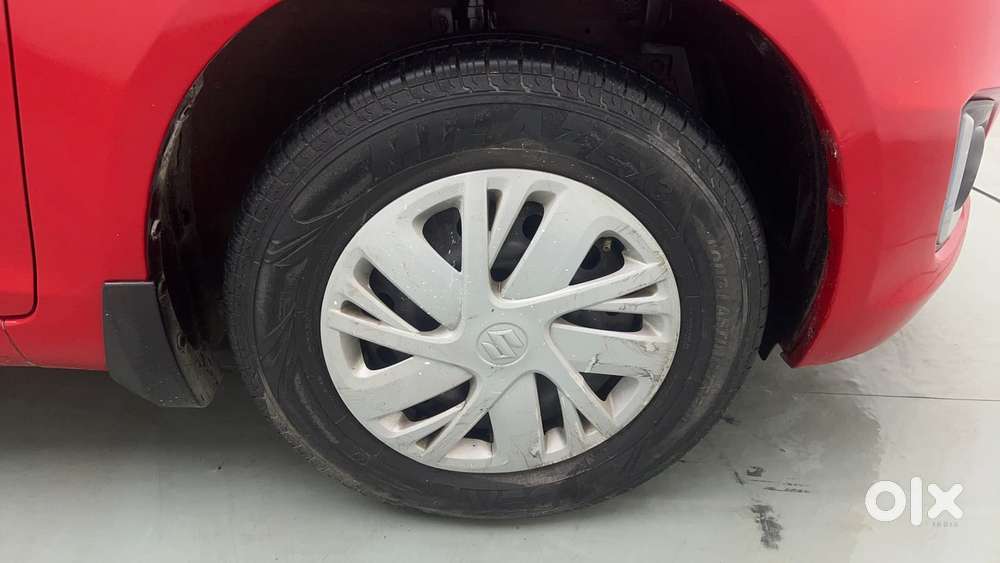 Maruti Suzuki Swift Vvt Vxi, 2015, Petrol