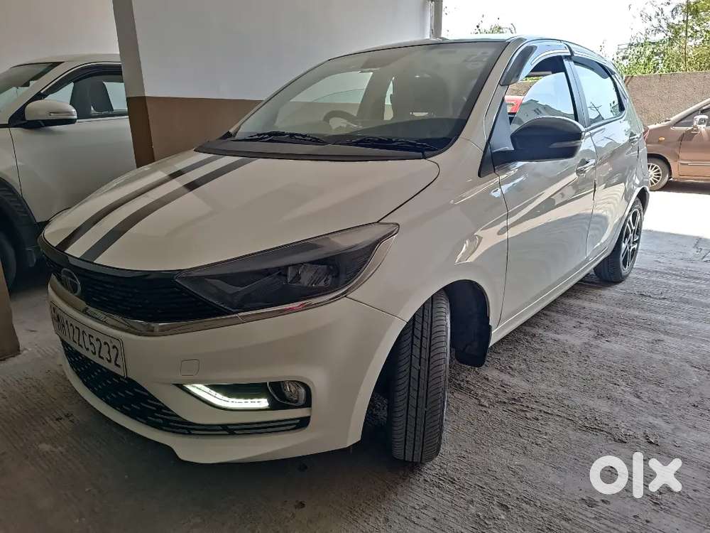Tata Tiago 1.2 Revotron Petrol 2025