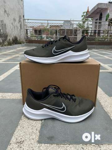 Nike shoes discount size 8