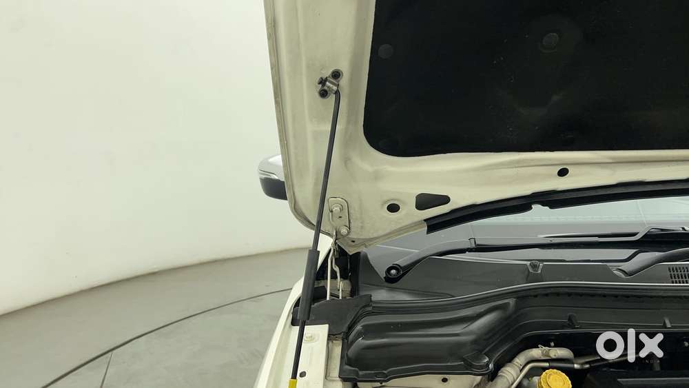 Mahindra Xuv300 W8 (o) 1.5 Diesel Amt, 2020, Diesel