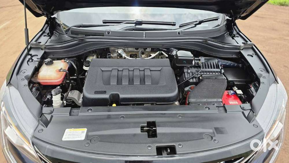 Mahindra Xuv700 Ax7l 6 Str At, 2023, Diesel