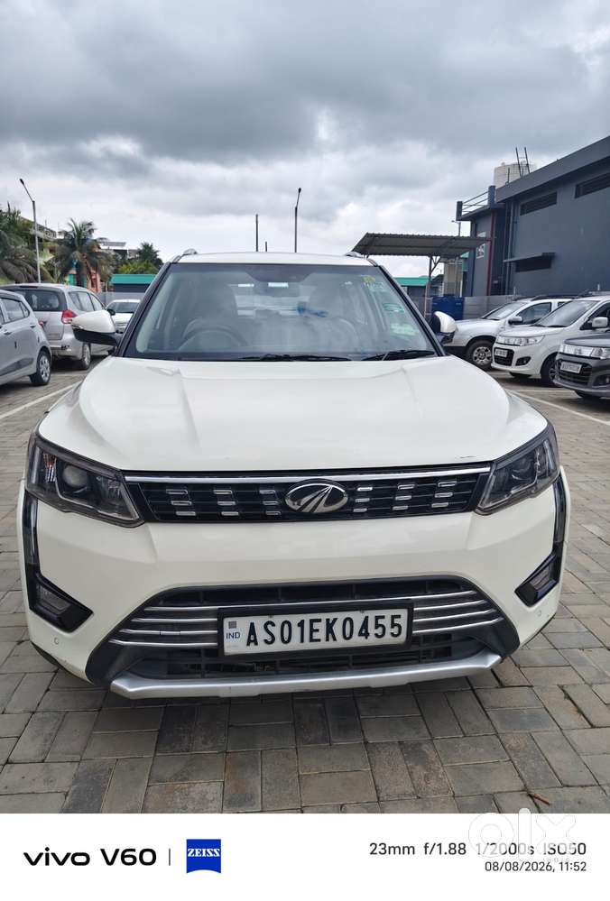 Mahindra Xuv300 W8, 2020, Petrol