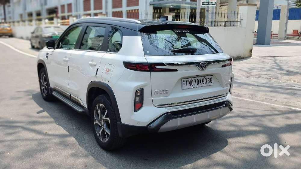 Toyota Urban Cruiser Hyryder 1.5 V Hybrid, 2025