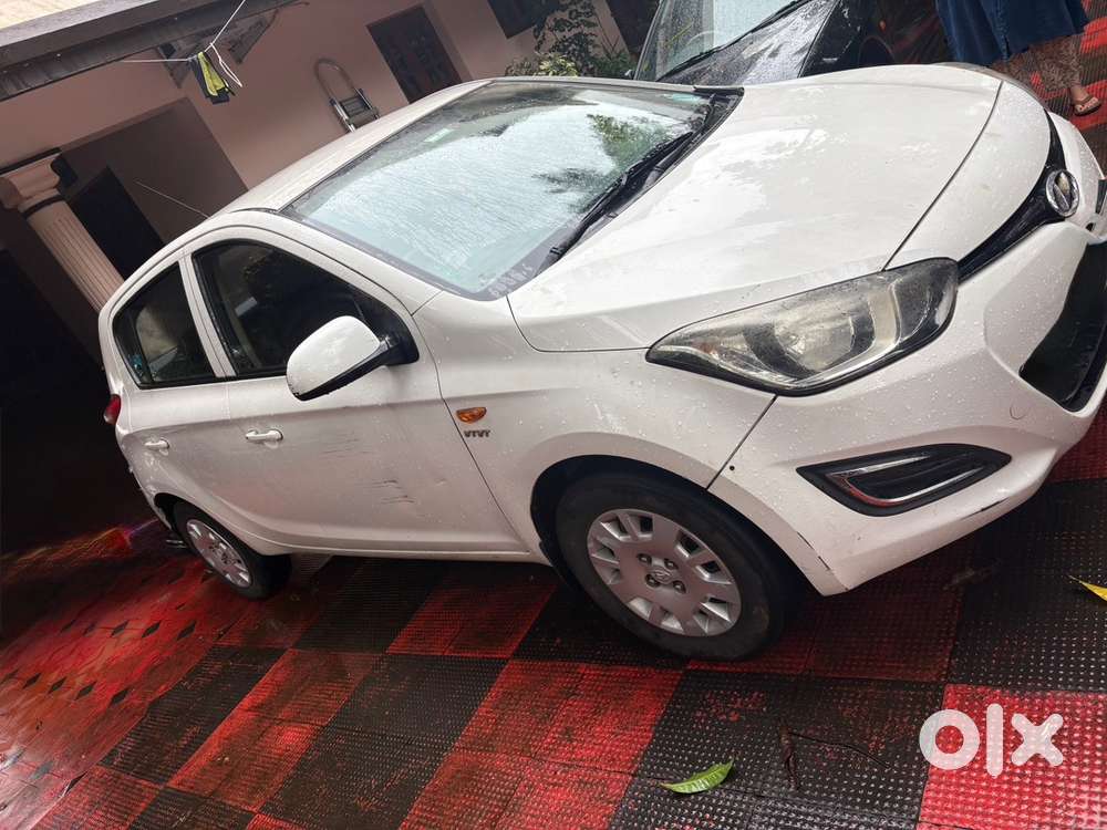 Hyundai Petrol Car 2014