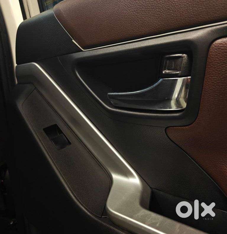 Toyota Innova Hycross 2.0 Zx (o) Hybrid 7 Str, 2024, Electric