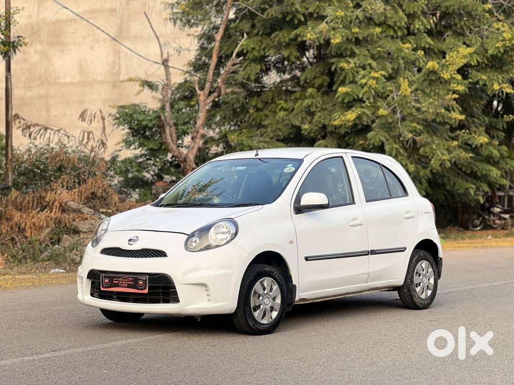 Nissan Micra Cvt Xv, 2015, Petrol