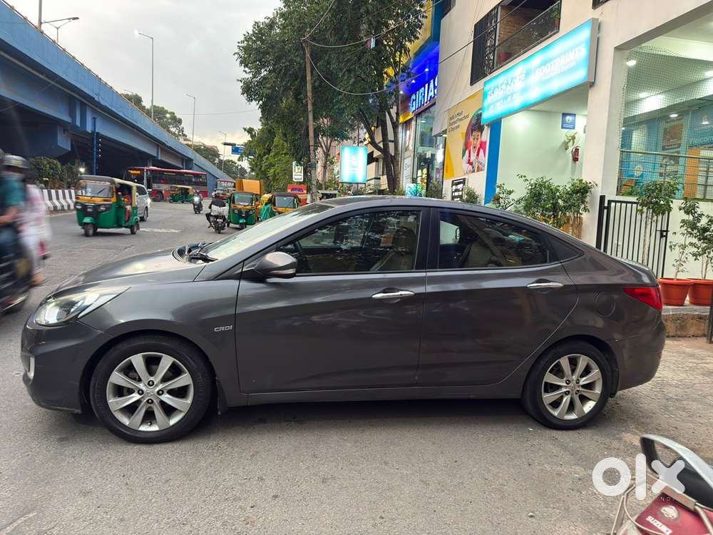 Hyundai Fluidic Verna 2011