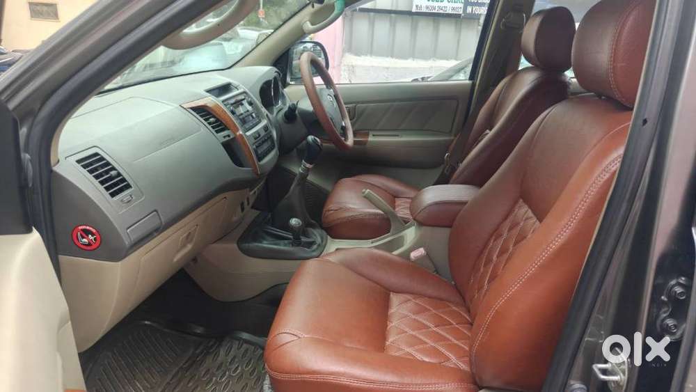 Toyota Fortuner 4x4 Mt 2.8 Diesel, 2011, Diesel