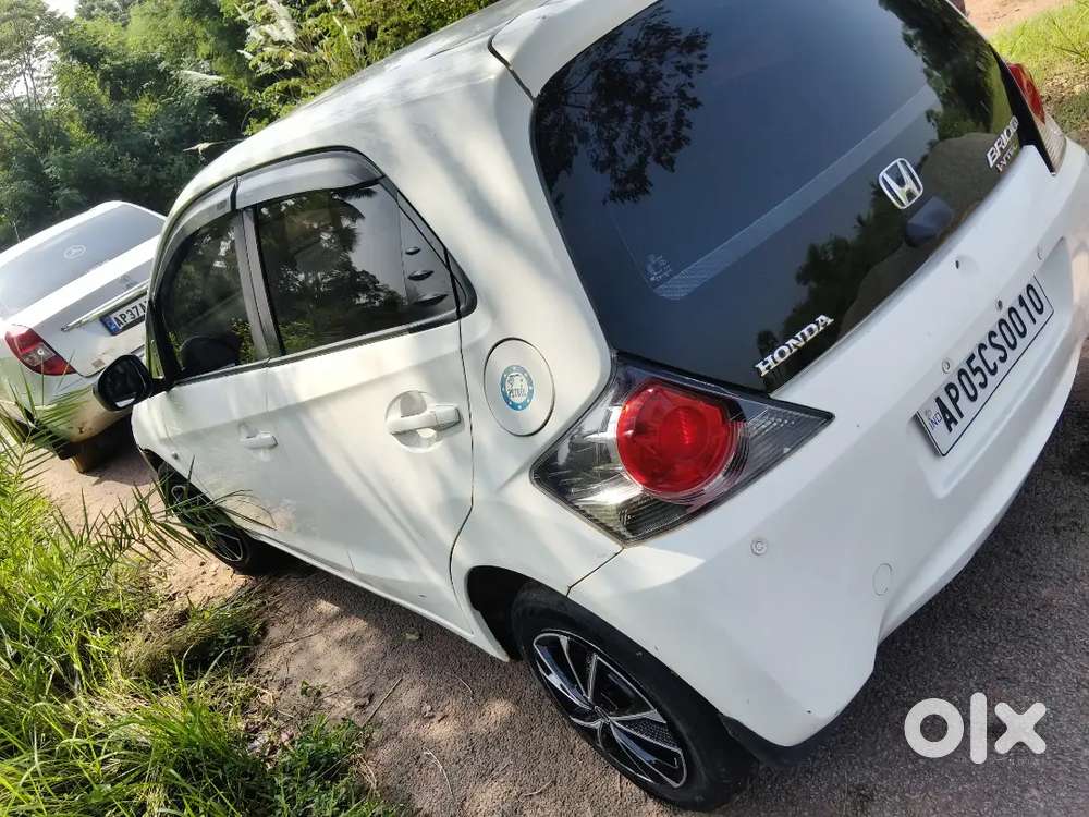 Honda Brio Mt 2013