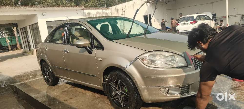 Fiat Linea 2009 Diesel 100000 Km Driven