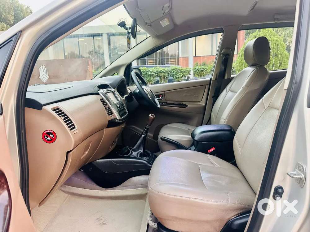 Toyota Innova Diesel 2015