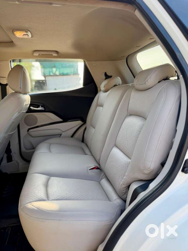 Mahindra Xuv300, 2023, Diesel