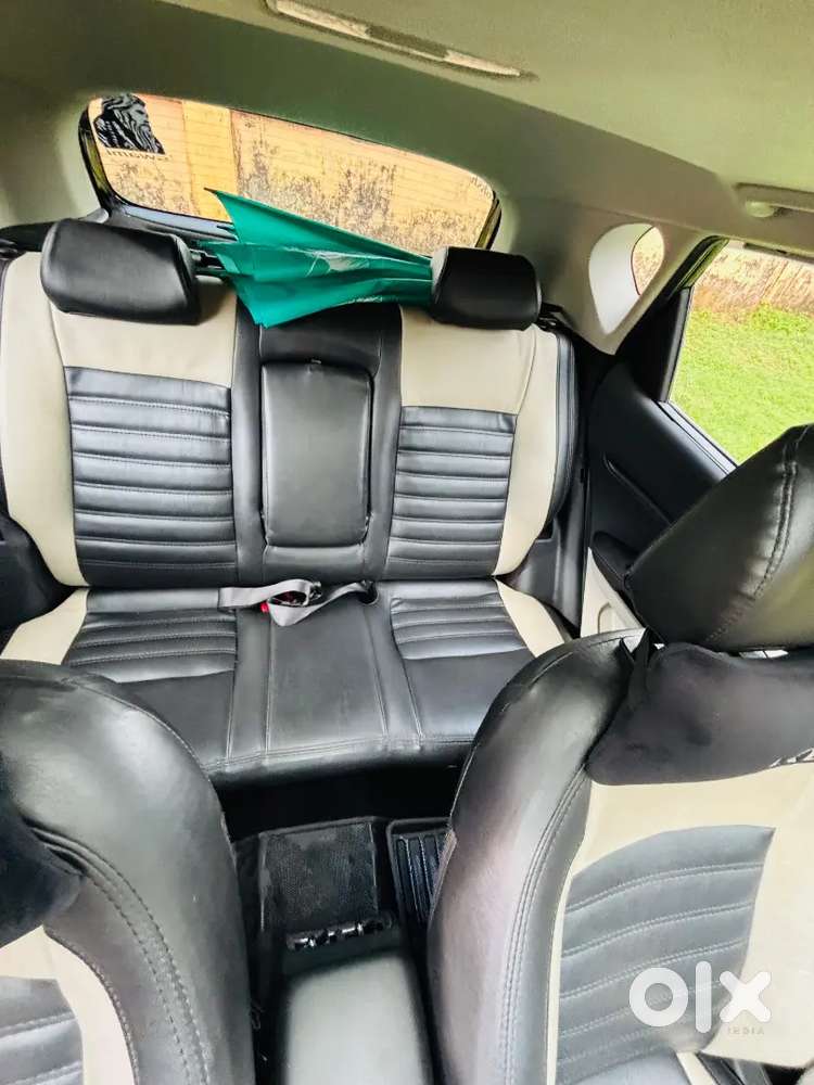Kia Sonet 2023 Petrol Manual 1st