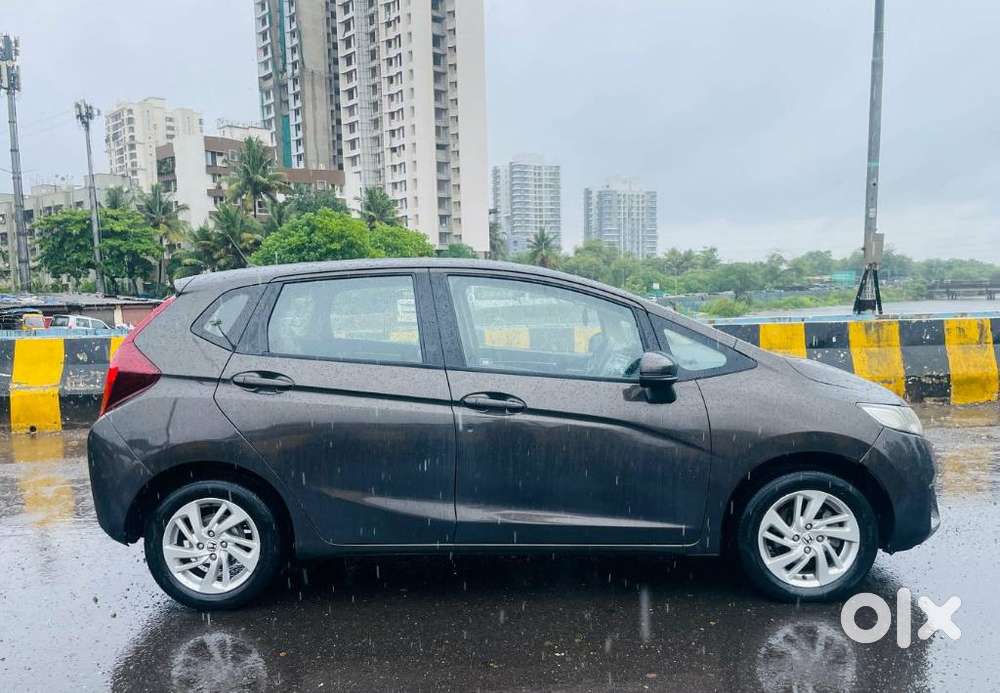 Honda Jazz V Automatic, 2016, Petrol