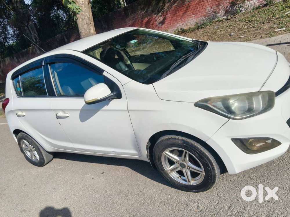 Hyundai I20 Sportz 1.2 Bs-iv, 2013, Diesel