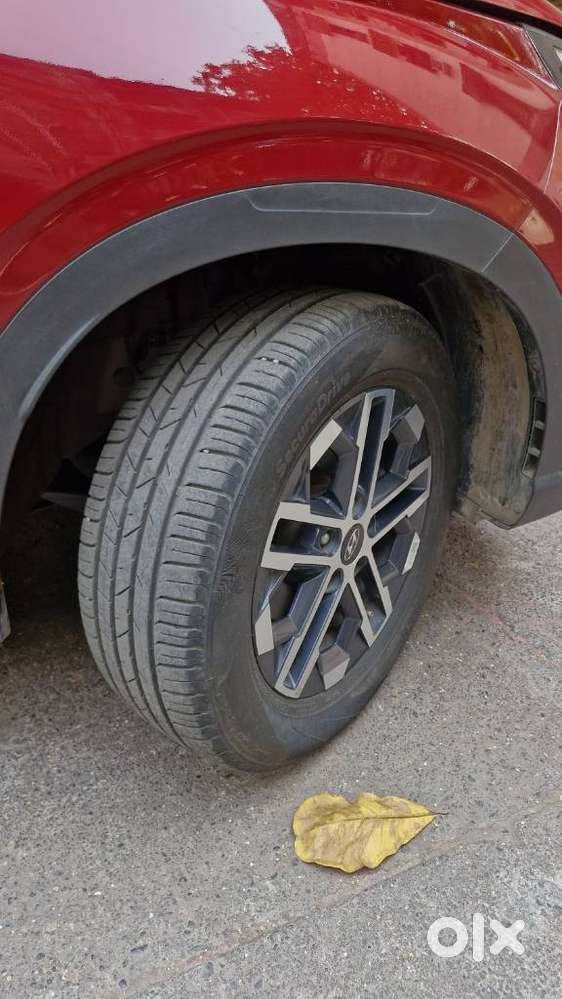 Hyundai Venue 1.0 Sx (o) Turbo Dct, 2024, Petrol
