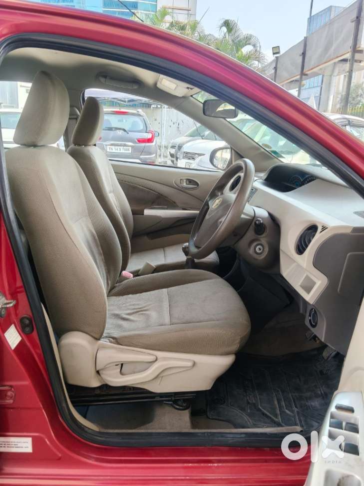 Toyota Etios Liva 2014-2016 V, 2016, Petrol