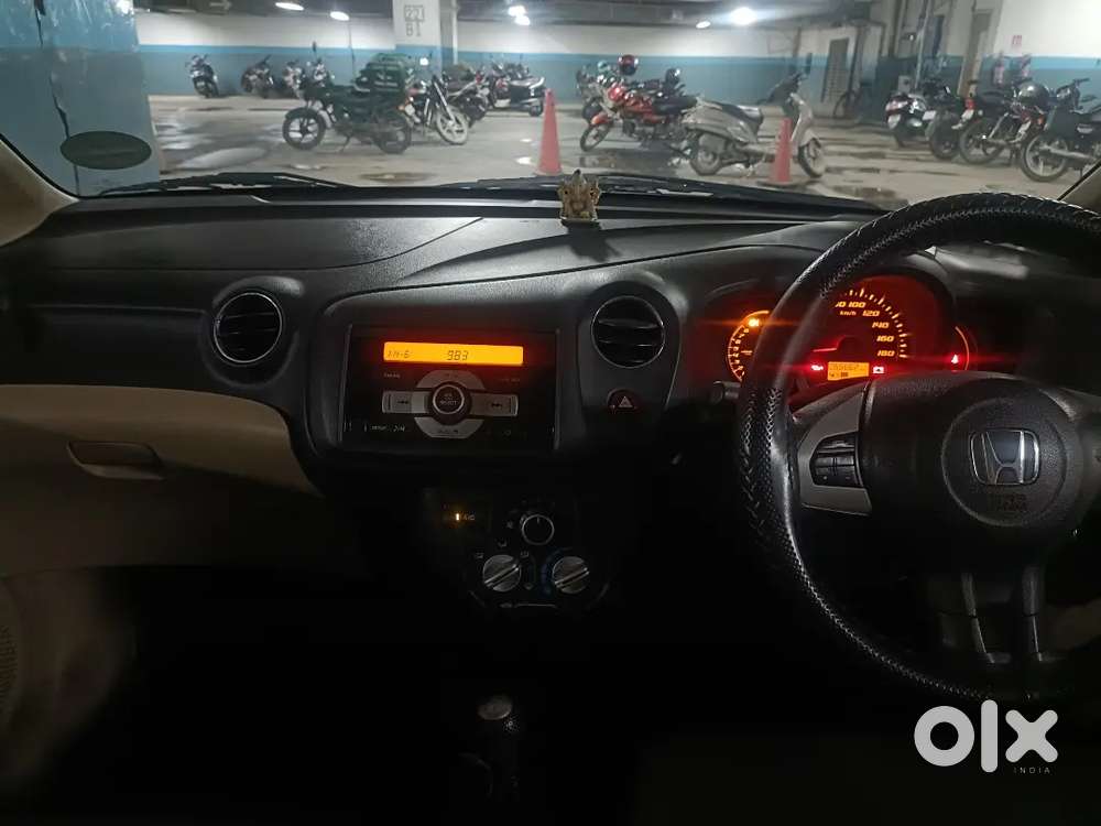 Honda Amaze 2014 I-vtec Car