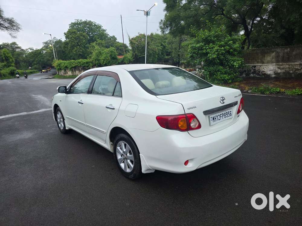 Toyota Corolla Altis Vl At, 2010, Petrol