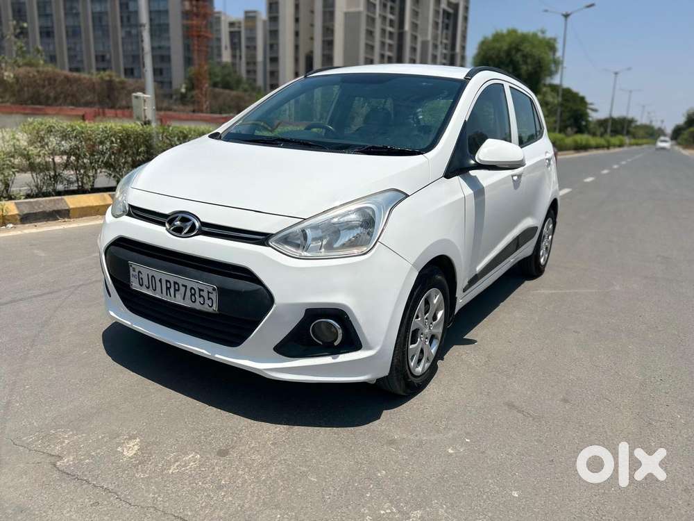 Hyundai Grand I10 2013-2016 Sportz, 2016, Petrol