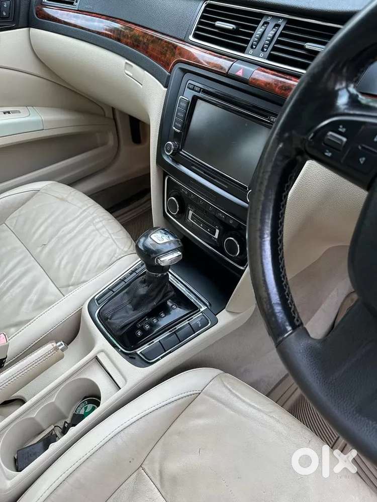 Skoda Superb, 2010, Petrol