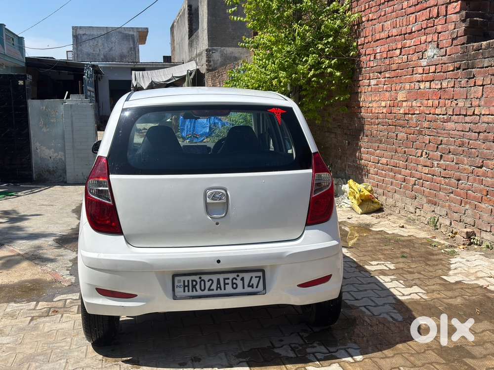 I10 2015 With Insurance, New Tyres