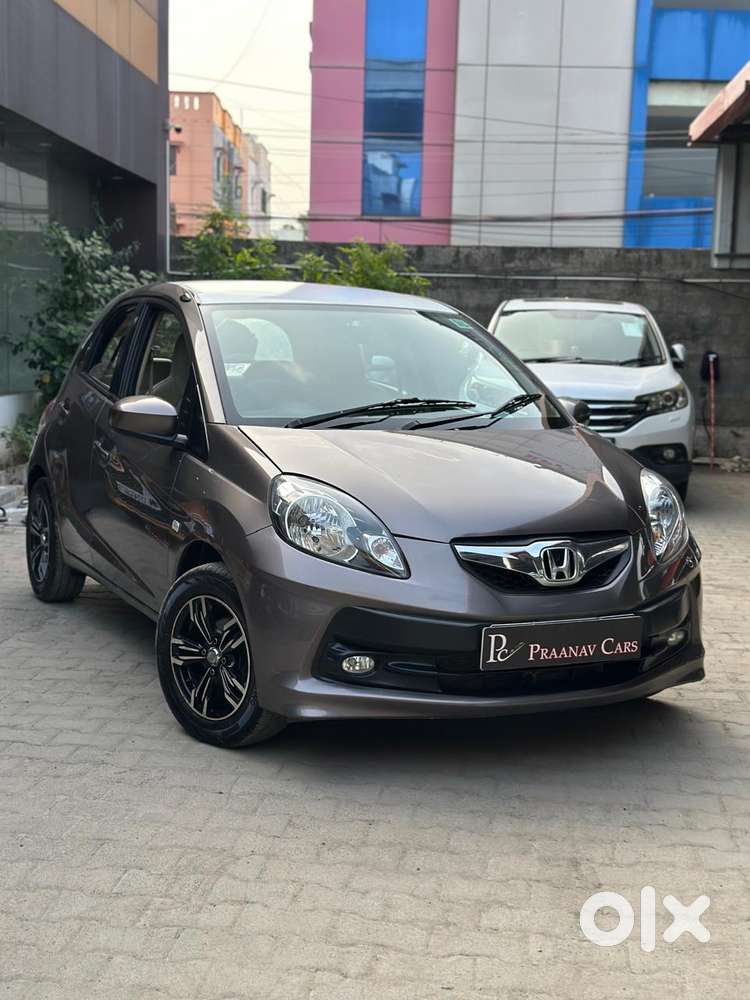 Honda Brio 2011-2013 V Mt, 2012, Petrol