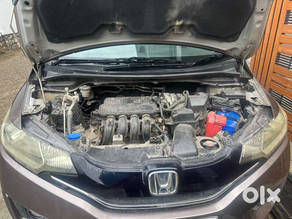 Honda Jazz 1.2v Cvt(i Vtec) Single Hand Driven Car With Less Milage.
