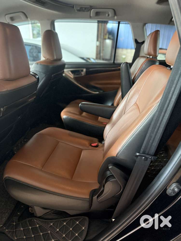 Toyota Innova Crysta 2.8 Zx Automatic 7 Str, 2022, Diesel