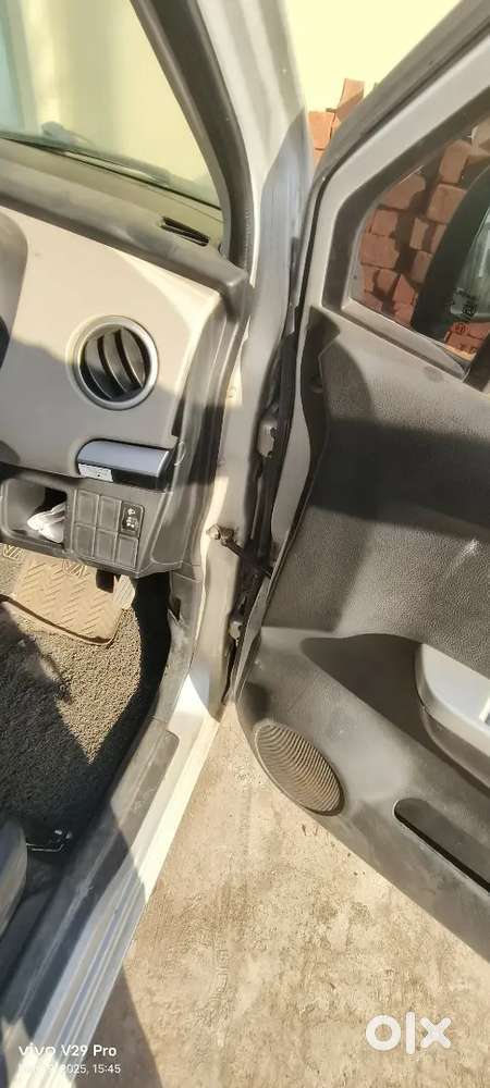 Maruti Suzuki Wagon R 1.0 13 Petrol 76000 Km Driven