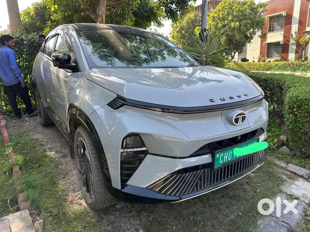 Tata Curvv Ev Grey Colour Top Model