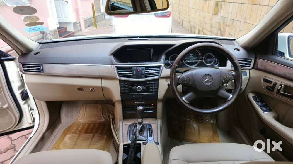 Mercedes Benz E Class E200cgi