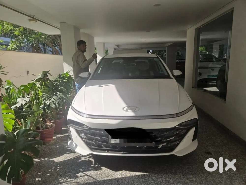 2023 Hyundai Verna Sx Mt  15.7k Km  1st Owner  Sunroof