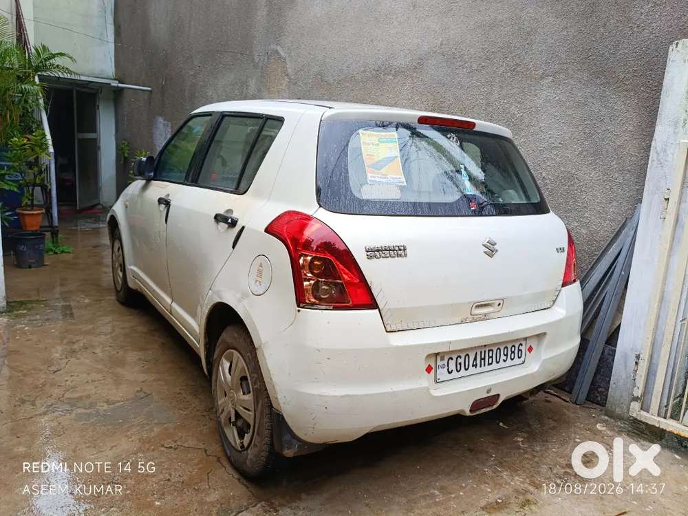 Maruti Swift 2009 पेट्रोल 18 Km