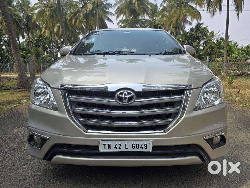 Toyota Innova 2.5 V 8 Str, 2015, Diesel