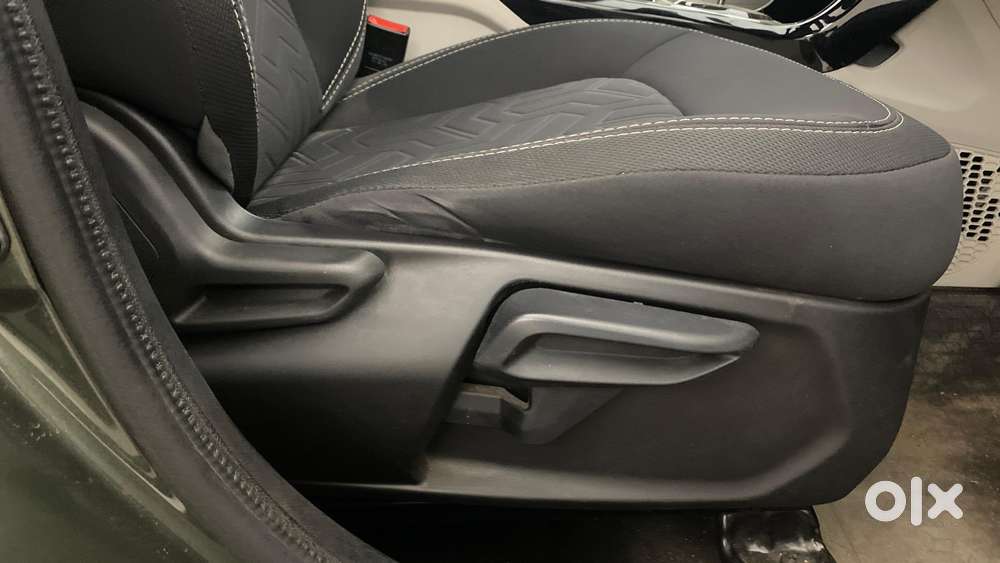 Tata Nexon 1.2 Revotron Xza Plus, 2022, Petrol