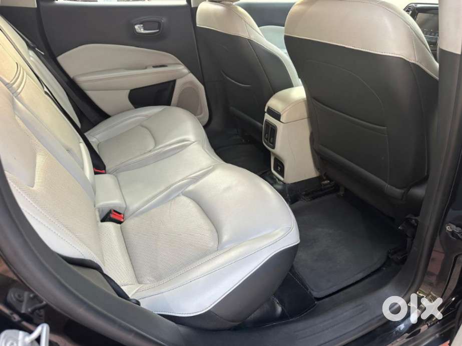 Jeep Compass 2.0 Limited Option Black, 2018, Diesel