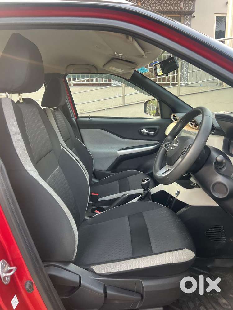 Nissan Magnite 1.0 Xv, 2023, Petrol