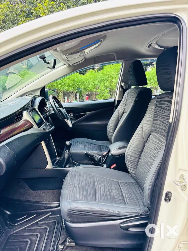 Toyota Innova Crysta [2020-ongoing] 2.4 Vx 7 Str, 2017, Diesel