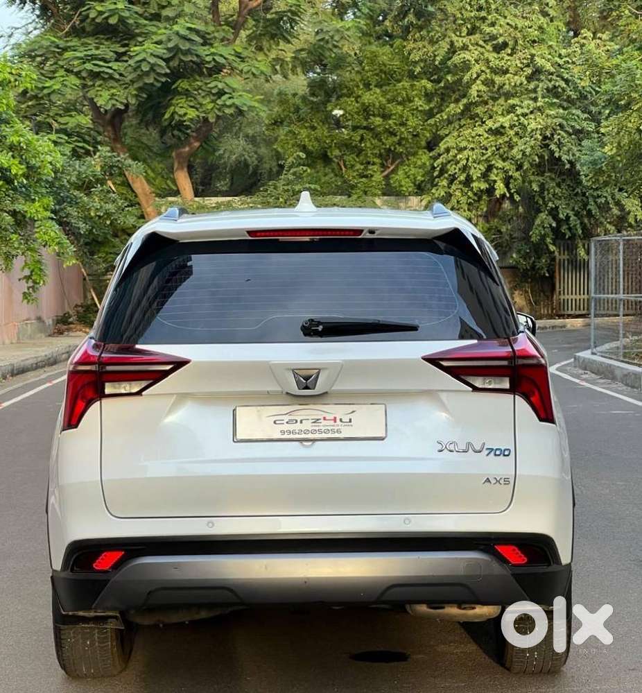 Mahindra Xuv700 2.0 Ax 5 Petrol At Str, 2022, Petrol