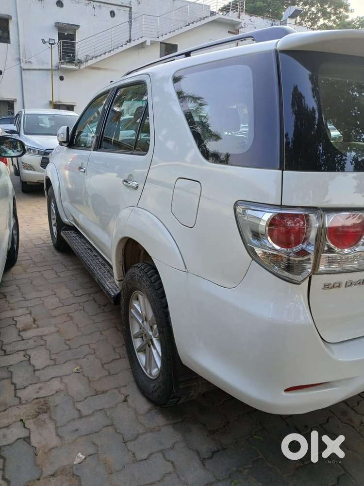 Toyota Fortuner 2013 Diesel Well Maintained
