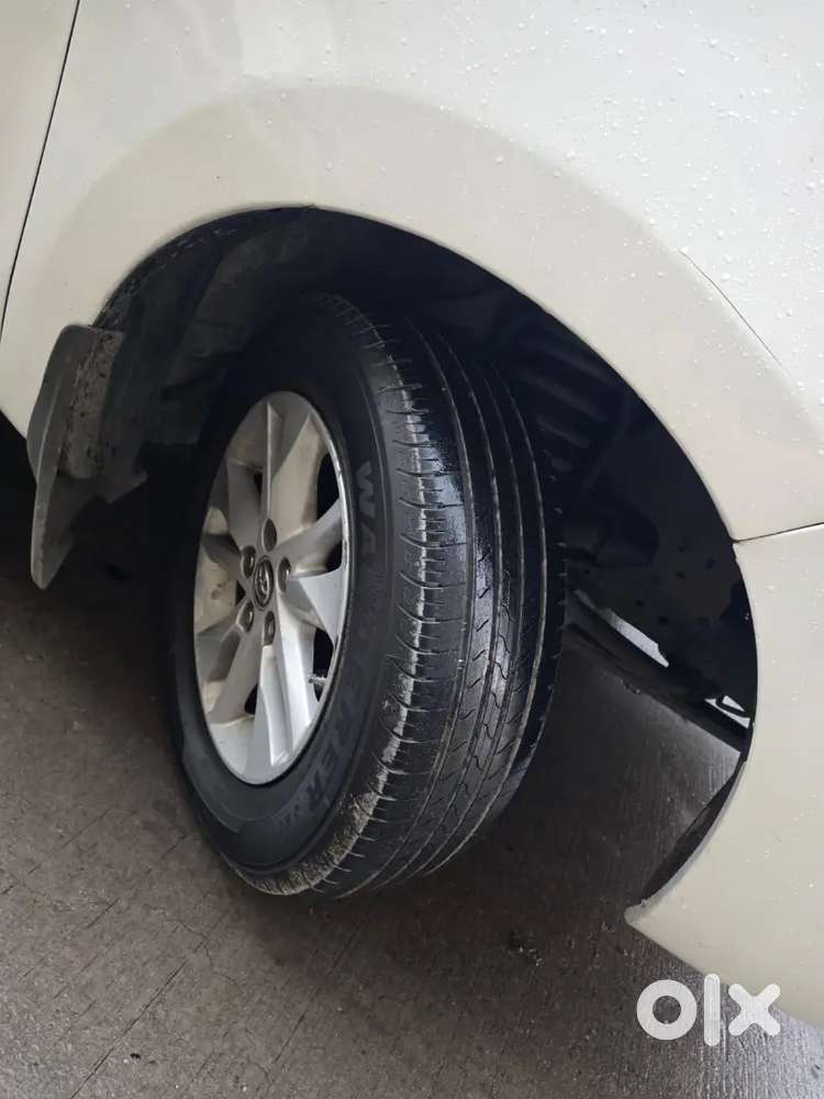 Toyota Innova Crysta 2017