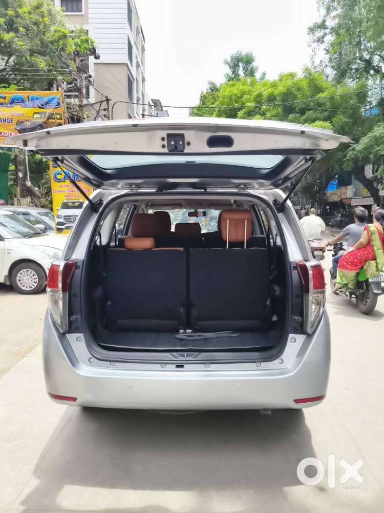 Toyota Innova Crysta 2.4 G Mt 8s, 2019, Diesel
