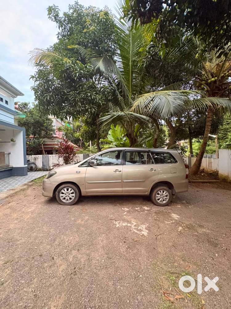 Toyota Innova Diesel 2011