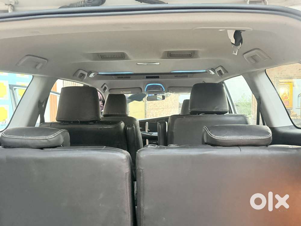 Toyota Innova Crysta 2.4 V 7 Str, 2022, Petrol