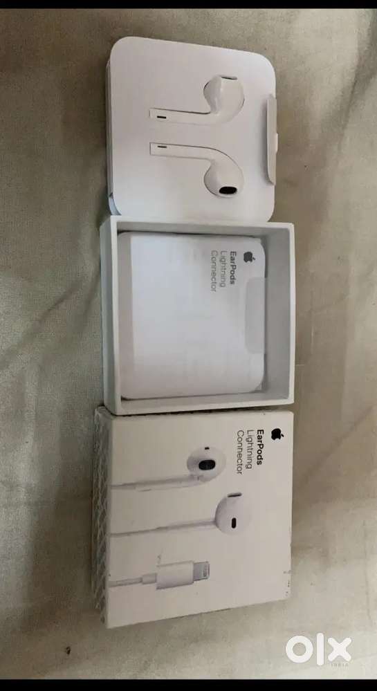 OG Apple Lightning Earphones